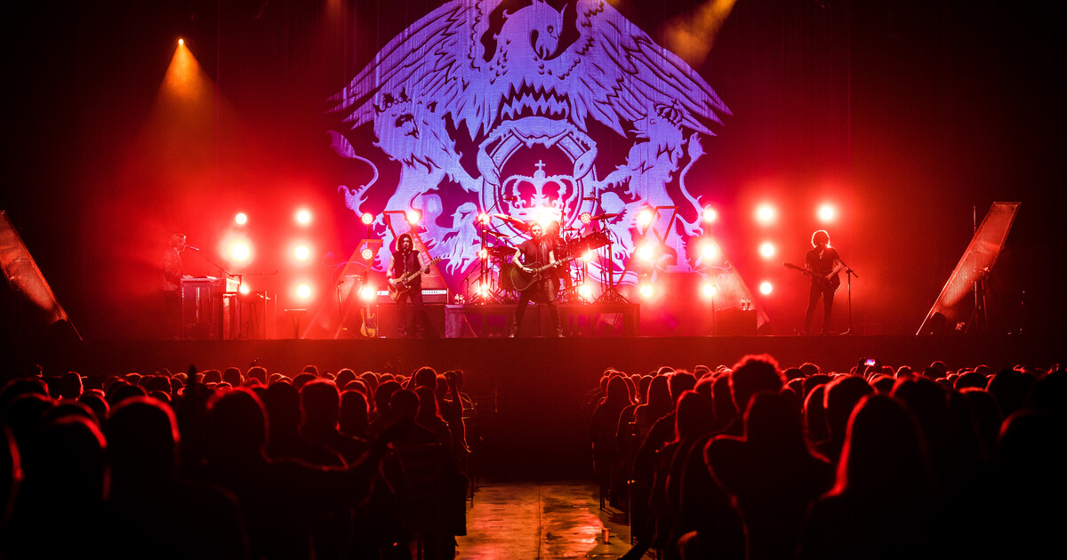 Queen Extravaganza THE HALL